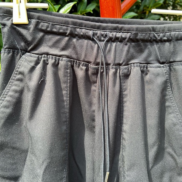 Black Grey’ Anatomy Scrub Set SMALL - Picture 8 of 10